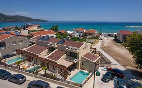 Ntinas Seaside Suites